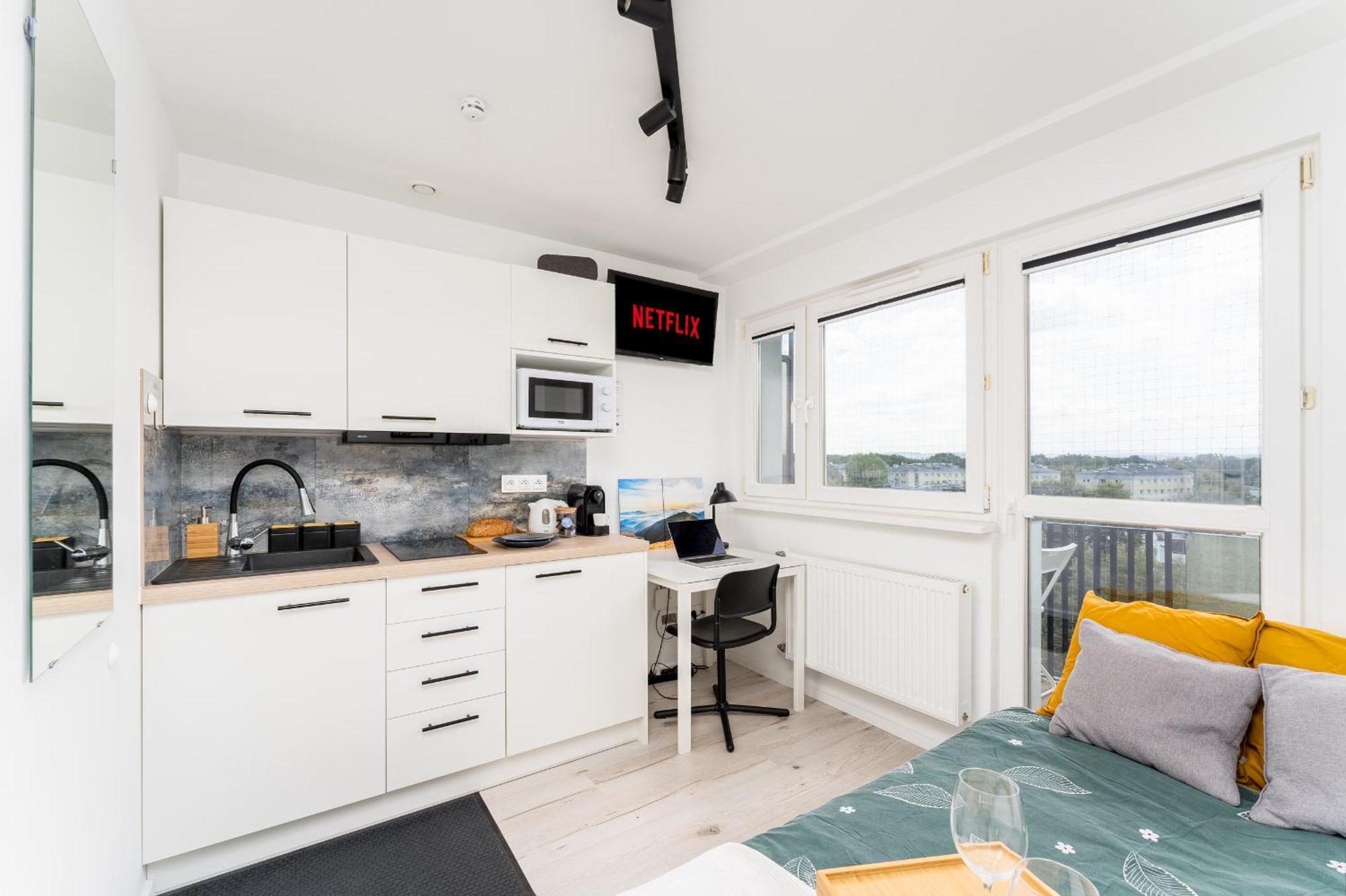 Czarnowiejska Mini Studio With Loggia Krakov Exteriér fotografie